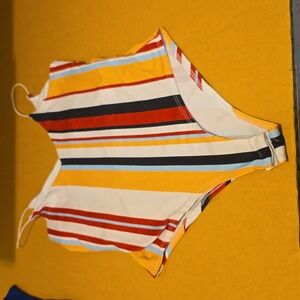 Small woman's bathing suit. Good shape